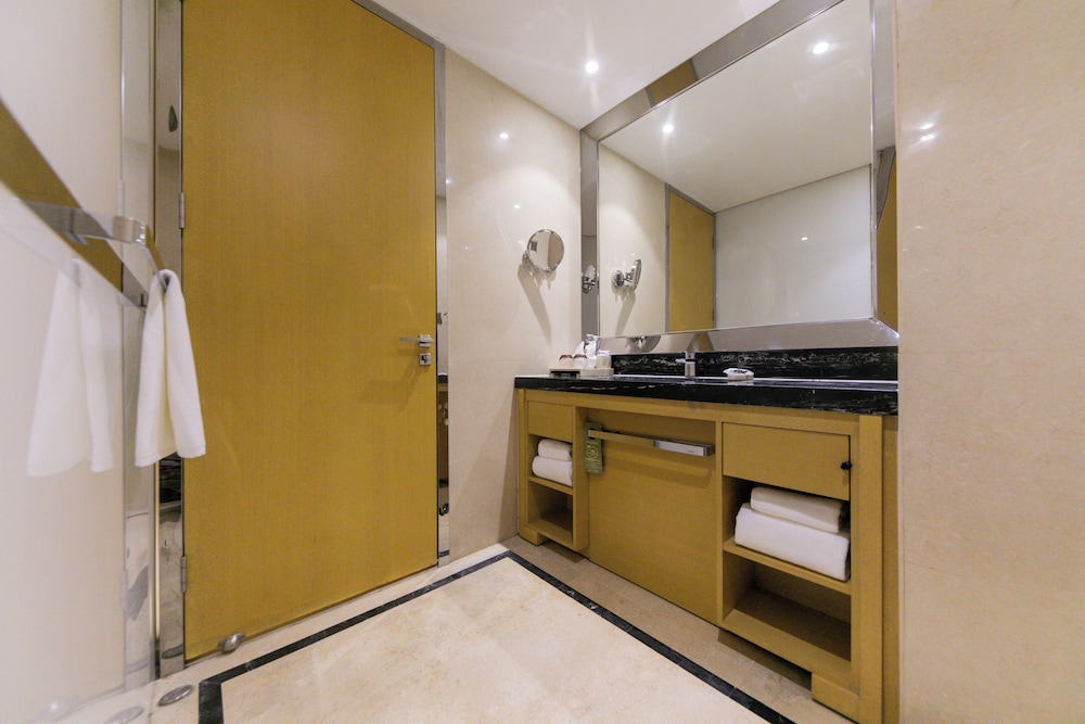 Mercure Beijing Chang An West 47/48