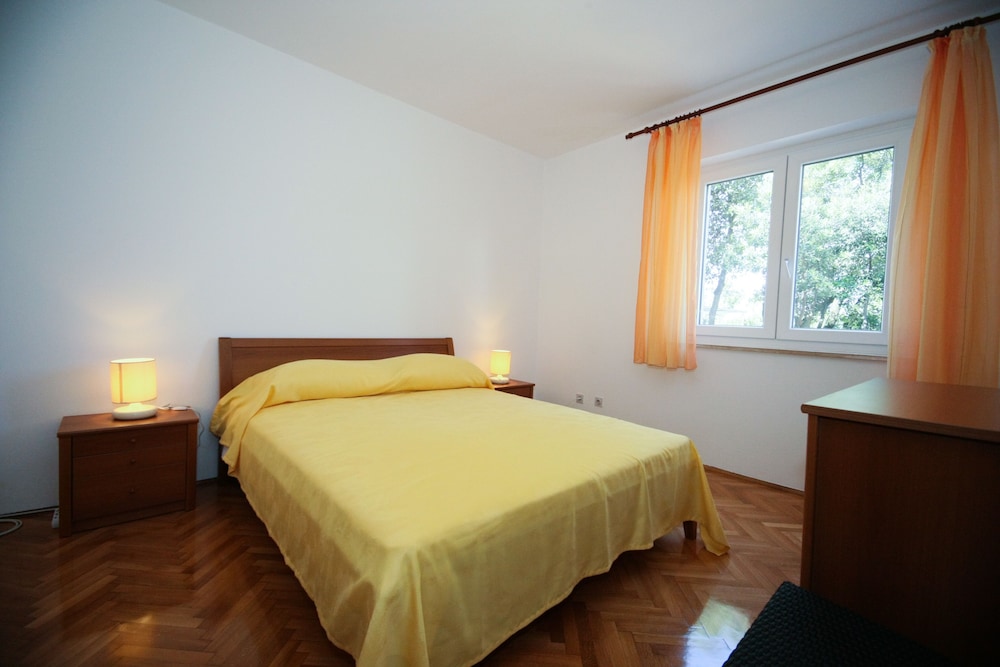 VILLA MARIJETA 8/44