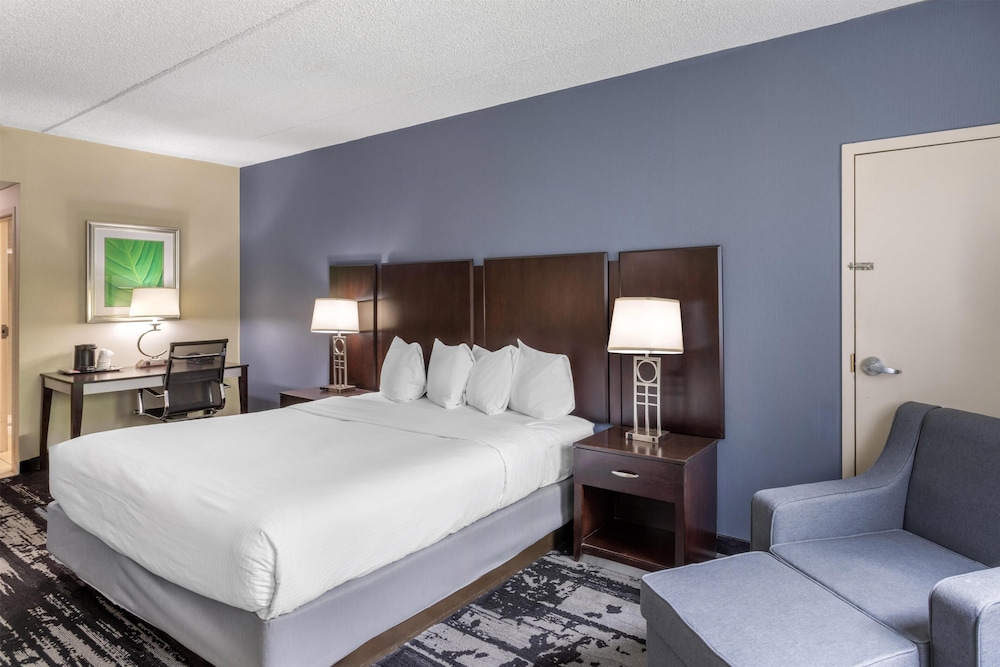Standard, King Bed