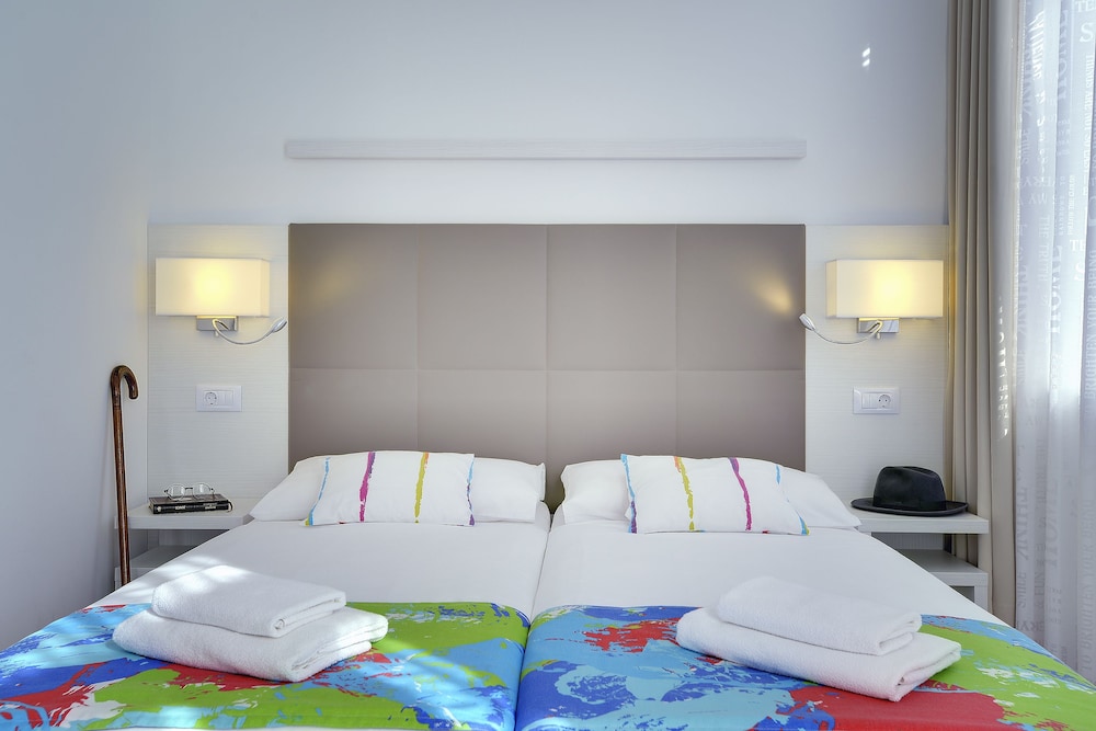 BOUTIQUE HOSTEL JOYCE 24/50