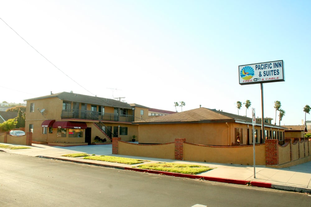 Pacific Inn And Suites 1/50