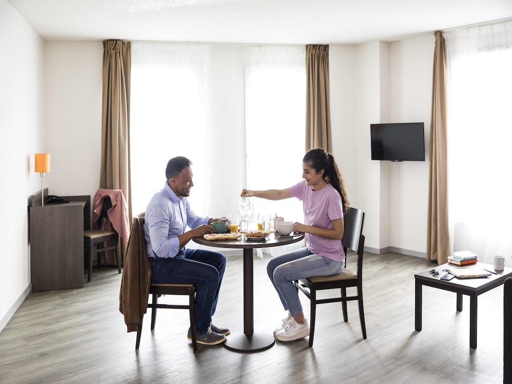 Adagio Access Orleans 38/56