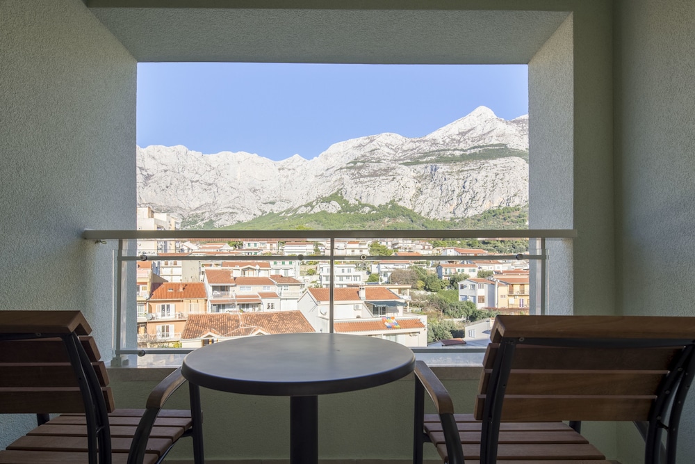 Hotel Park Makarska 64/80
