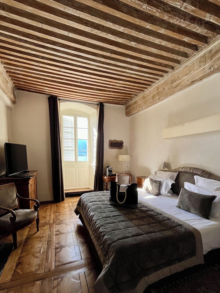 Abbaye de Talloires 10/50