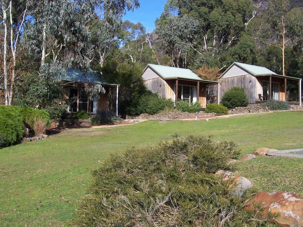 D'Altons Resort 33/50