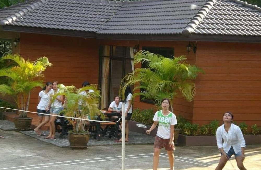 PECHMANEEKAN BEACH RESORT 56/71
