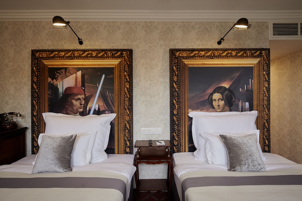 Mystery Hotel Budapest 27/66