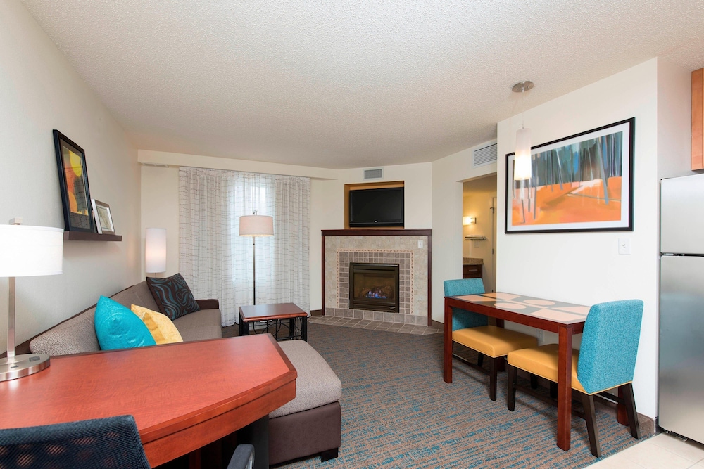 Residence Inn Toledo Maumee 14/28