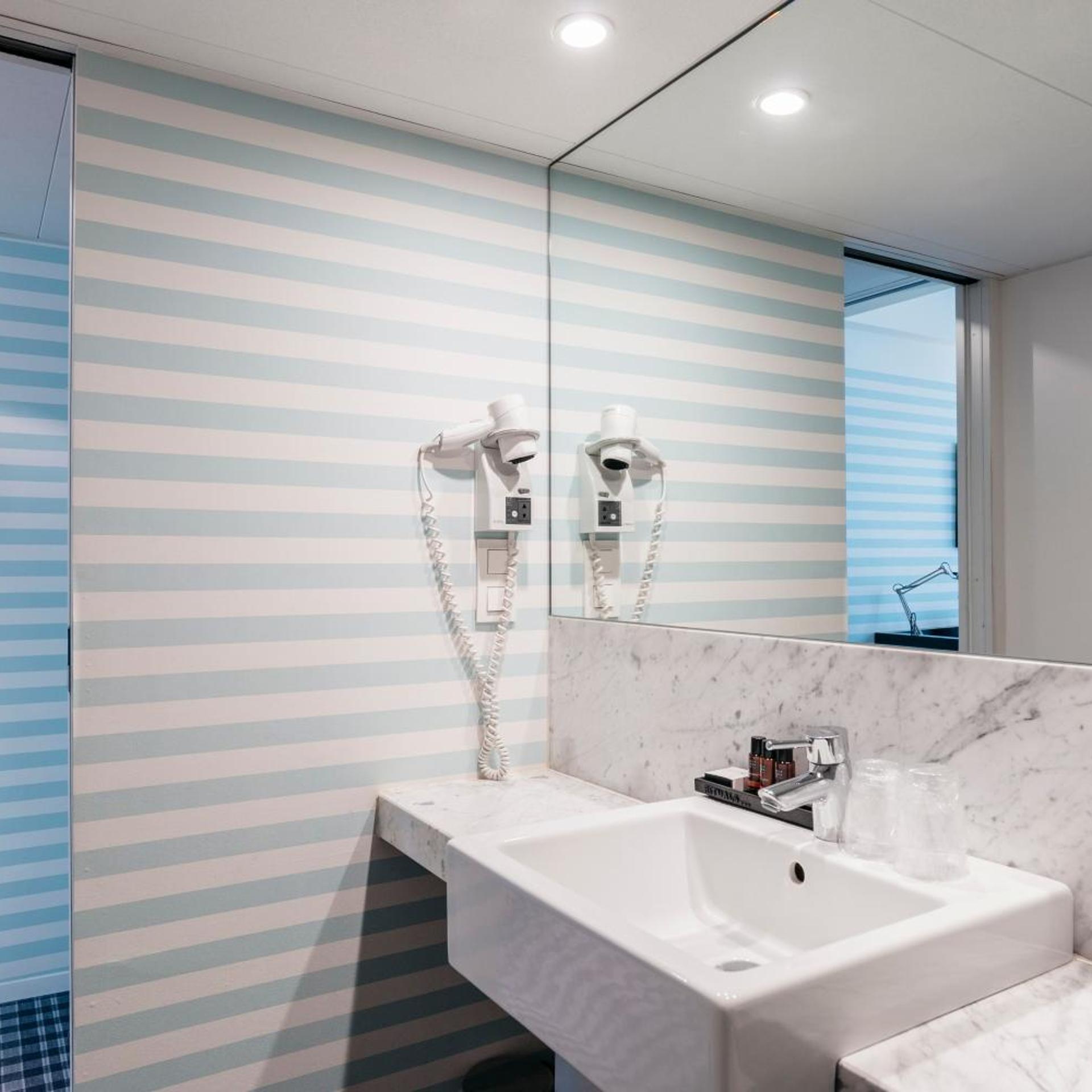 غرفة ثلاثية بسرير فردي، Leopold Hotel Ostend 10/10