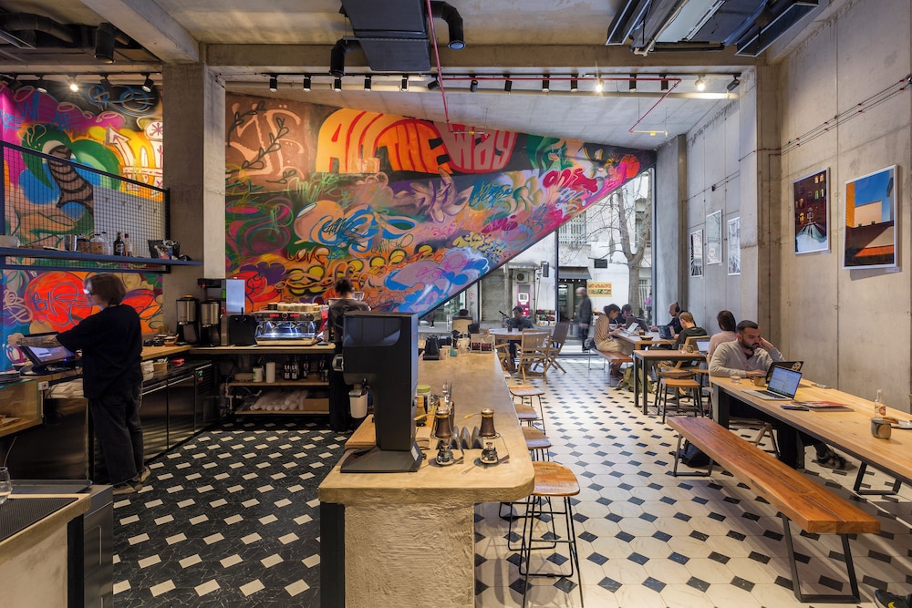 Artizan Design Hotel 43/61