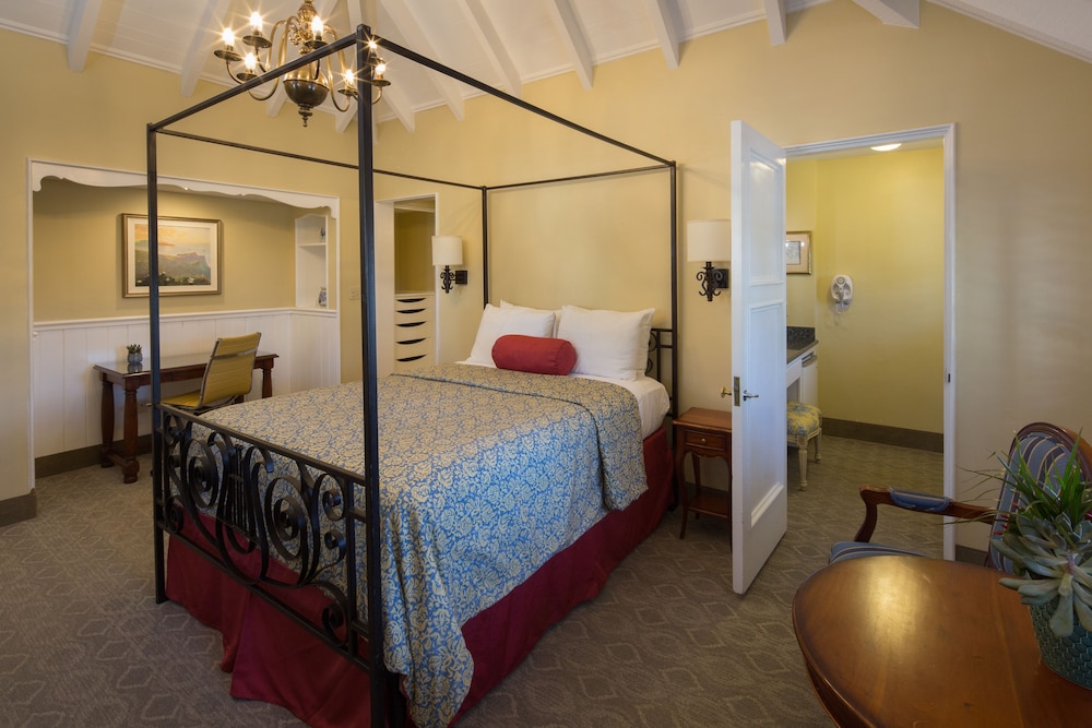 The Normandy Inn 33/56