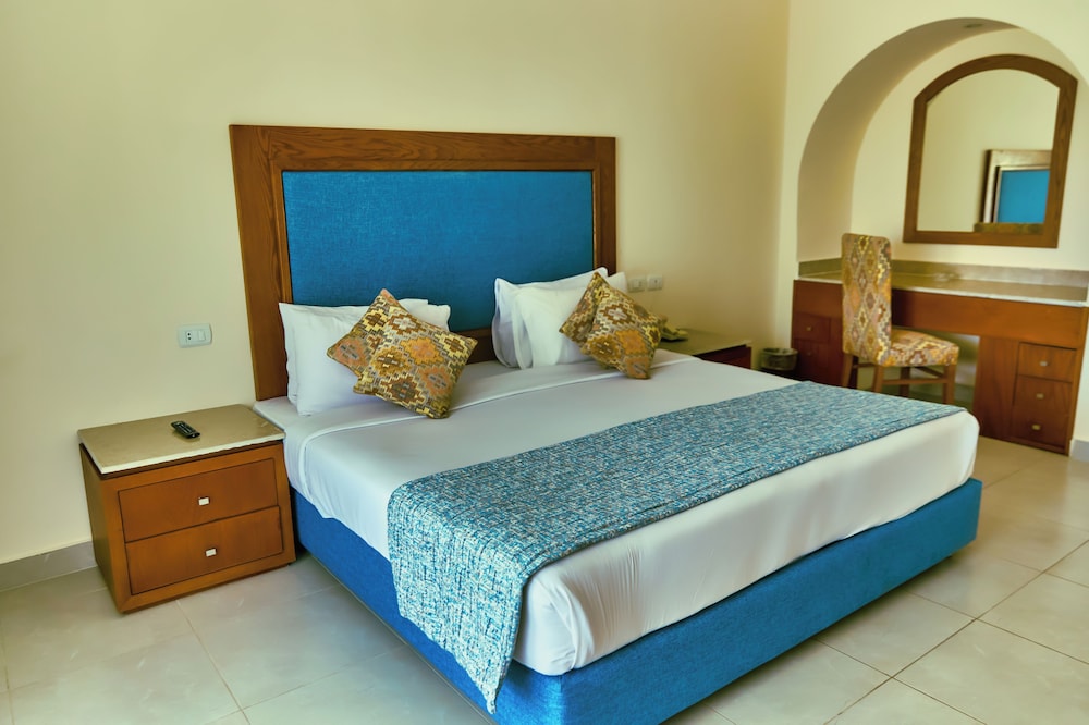 Tropitel Dahab Oasis 36/84