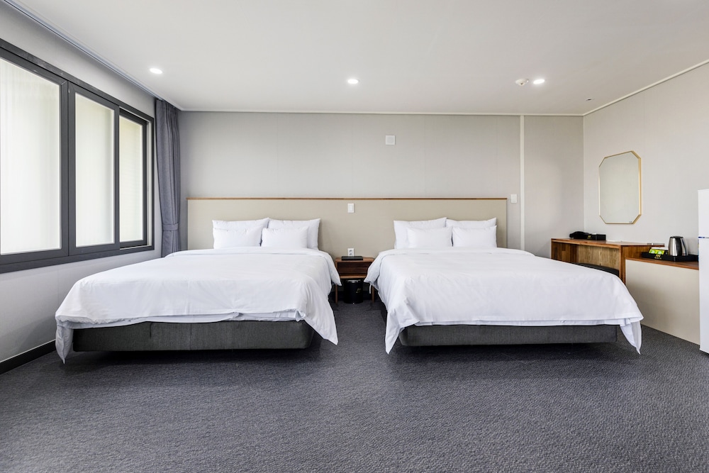 Aewol Stay in Jeju 9/50