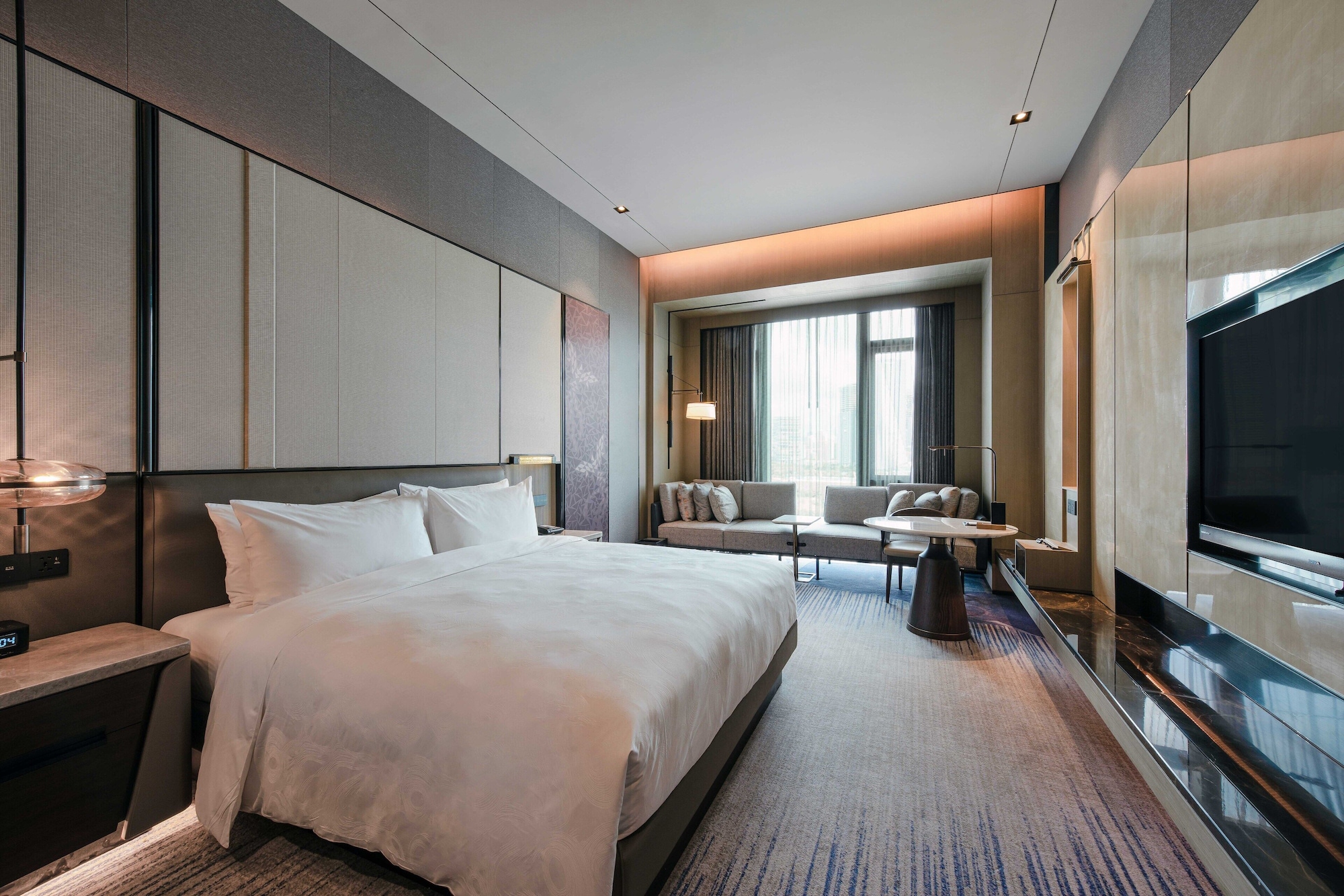Tower, Glamour, Executive, King Bed