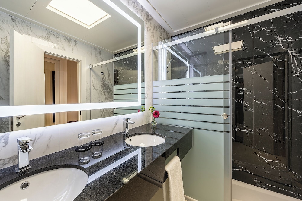 غرفة تنفيذية مفردة، Hotel Saray 5/6