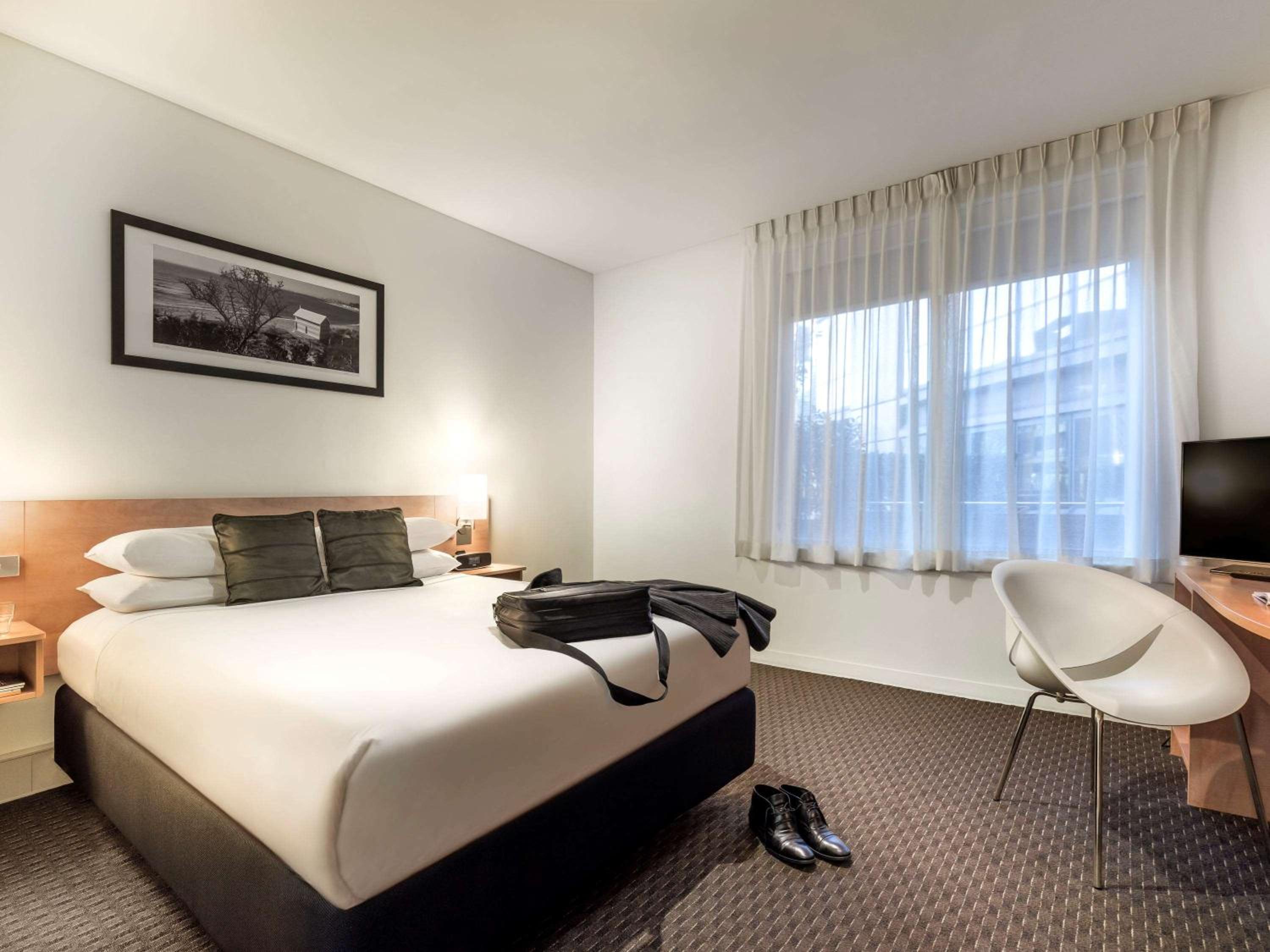 Standard, King Bed, Queen Bed