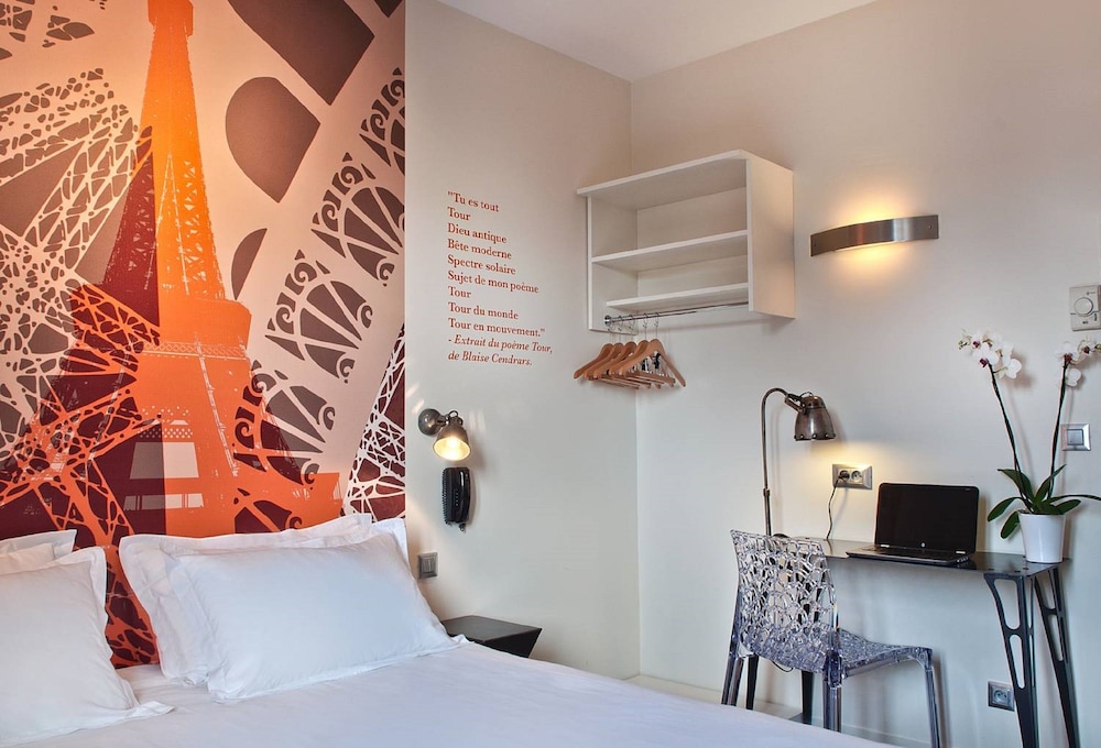 Hotel Alpha Paris Tour Eiffel 20/69