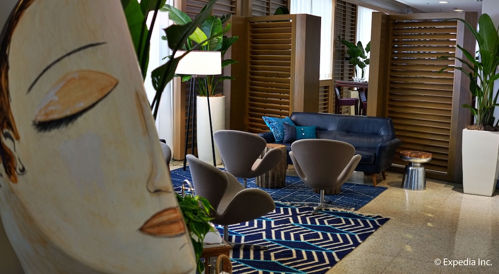 Marseilles Hotel 54/75