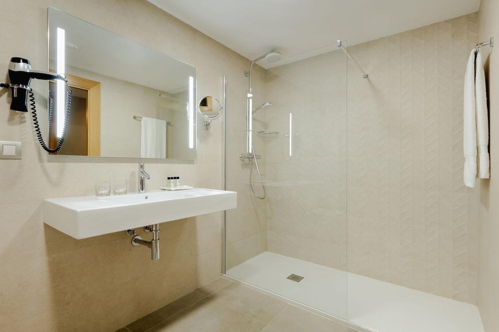 Hesperia Sant Just 22/65