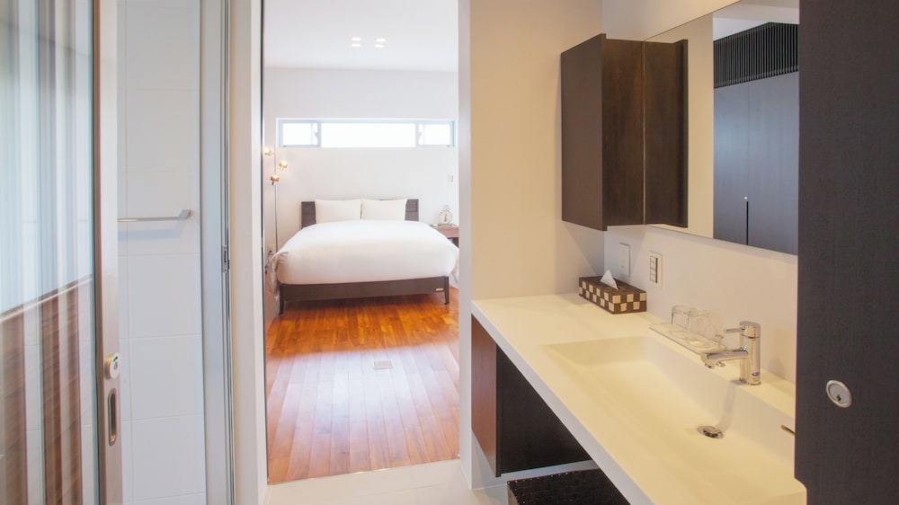 Kariyushi Condominium Resort Onna Maeda Base 30/31