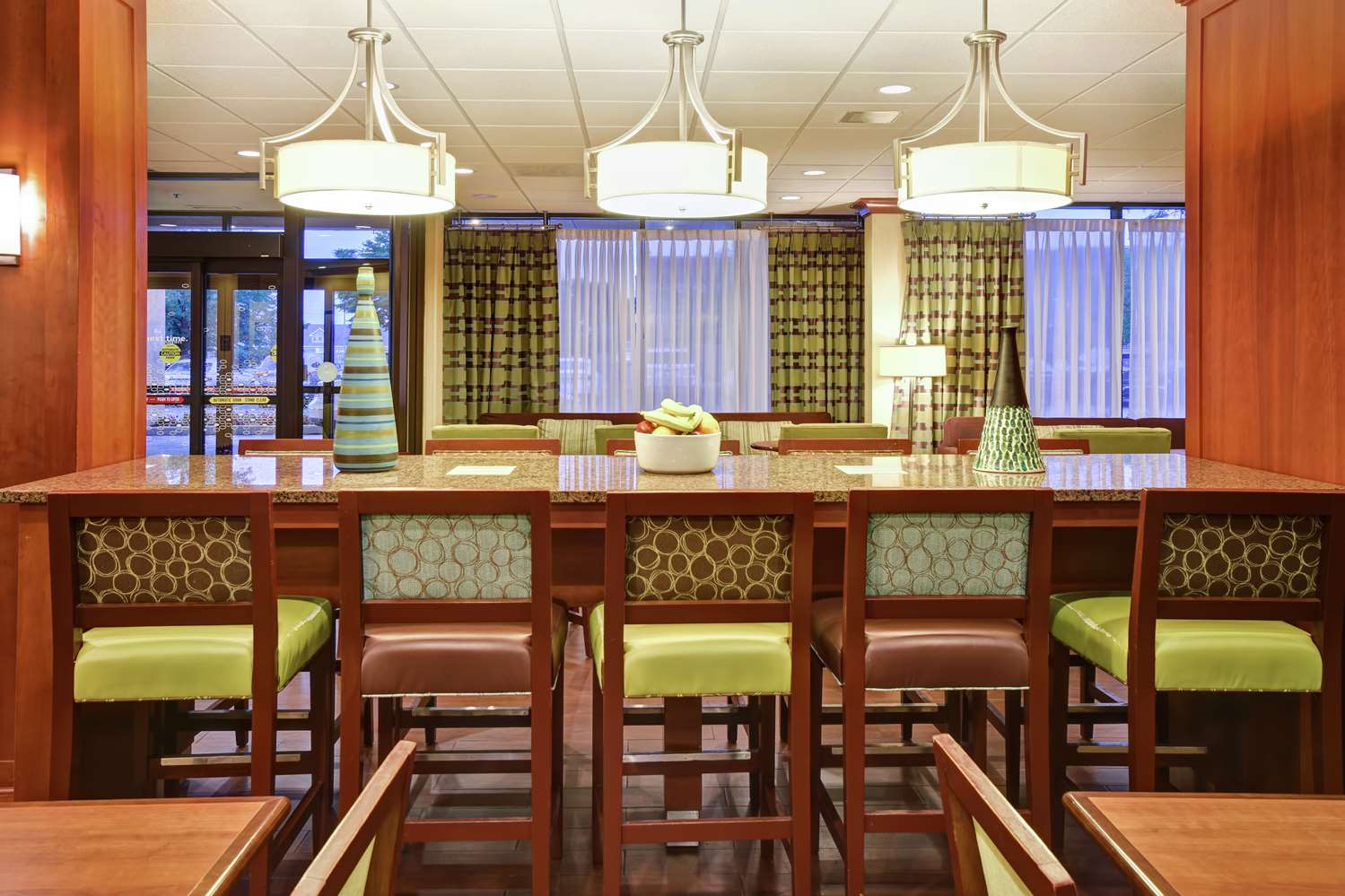 restaurant cafeteria