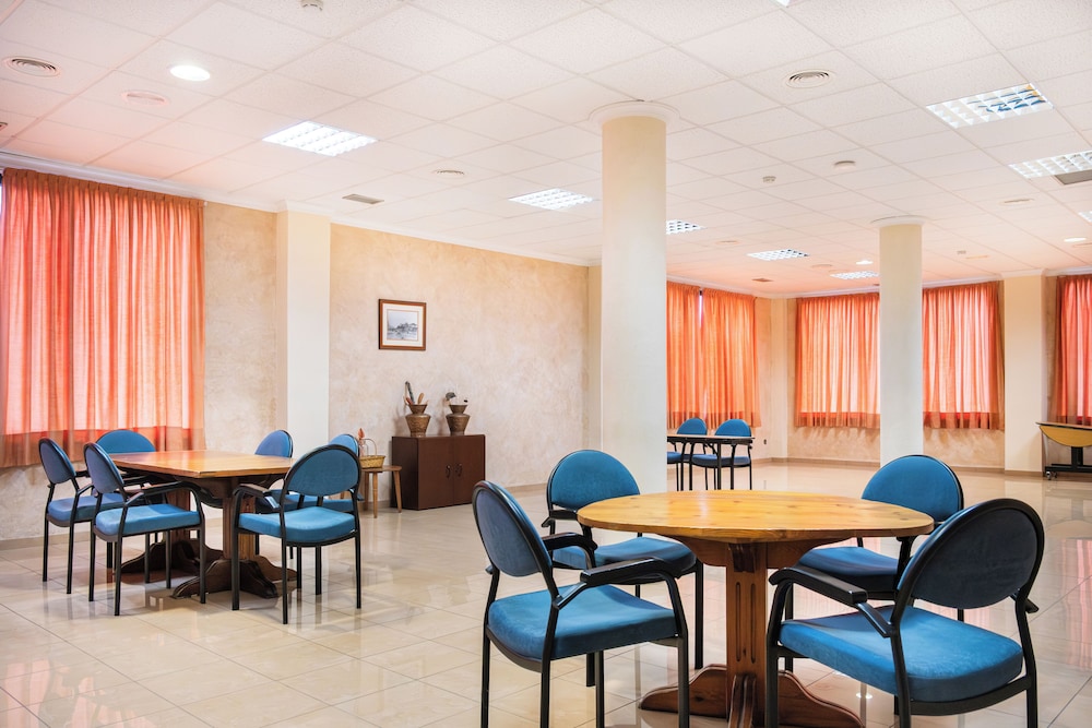 Hotel Checkin Basic Leon Norte 33/46