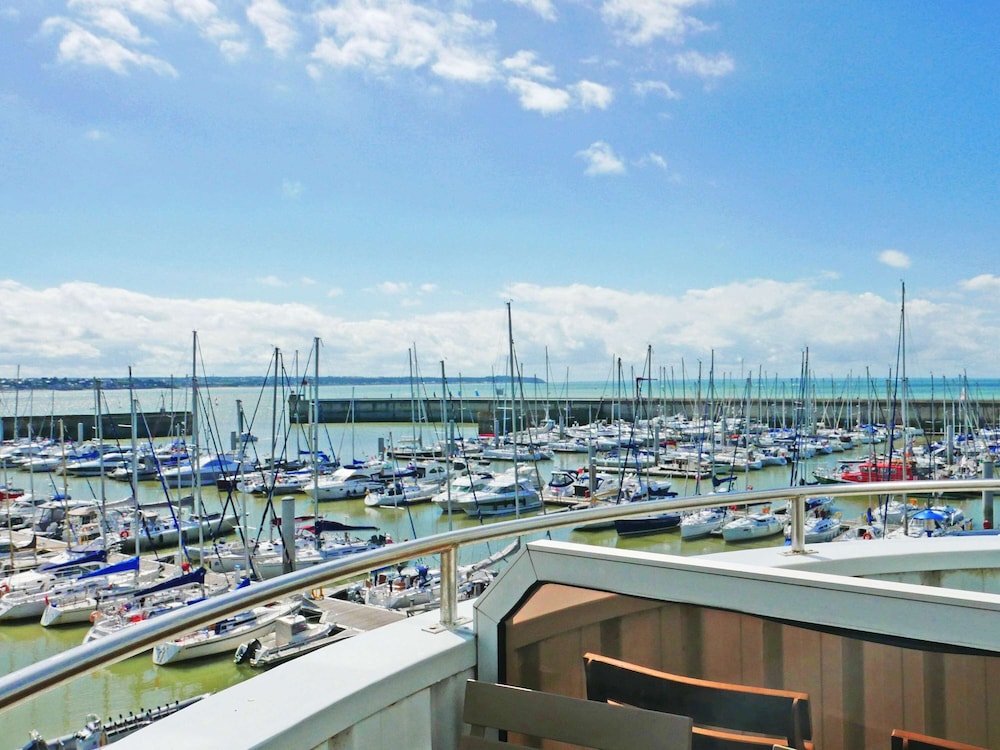 Ibis Granville Port De Plaisance 27/63