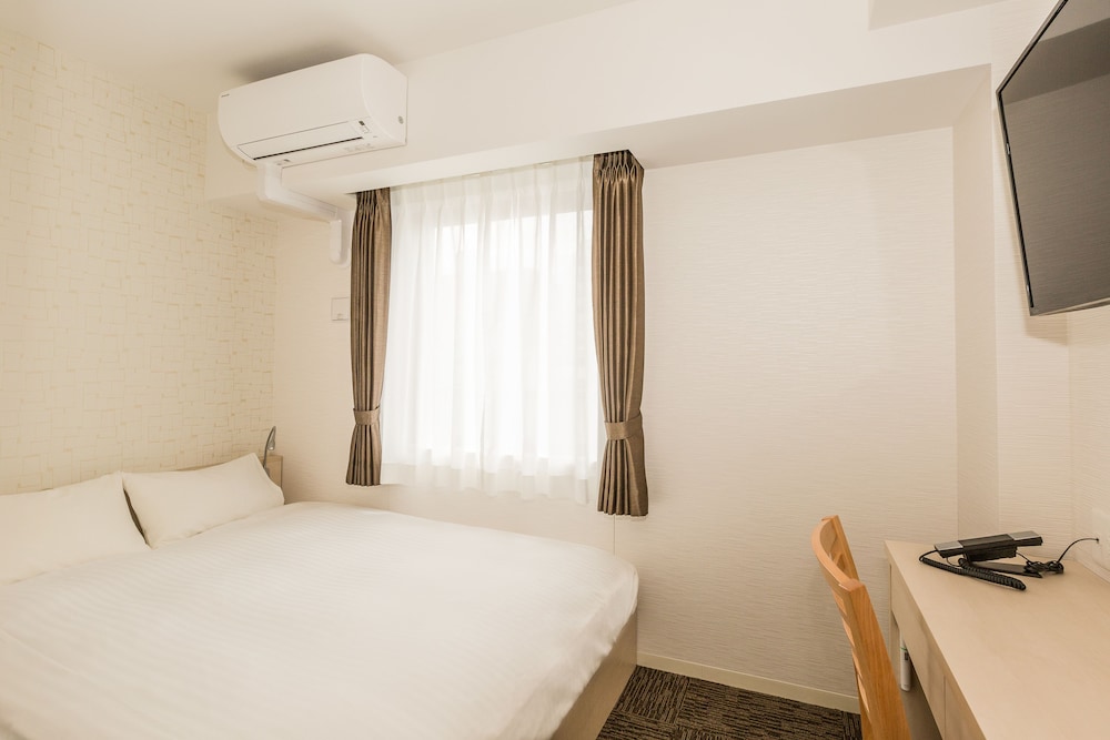 Hotel Ninestates Hakata 25/50