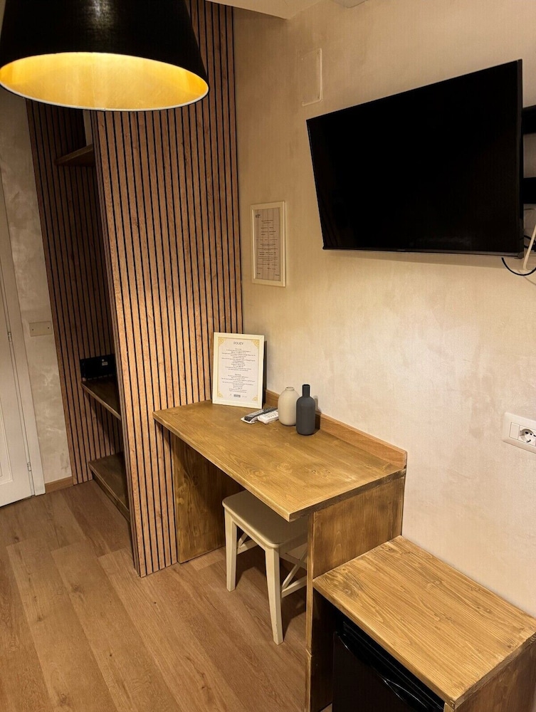 Dulcis Inn Pantheon 38/50