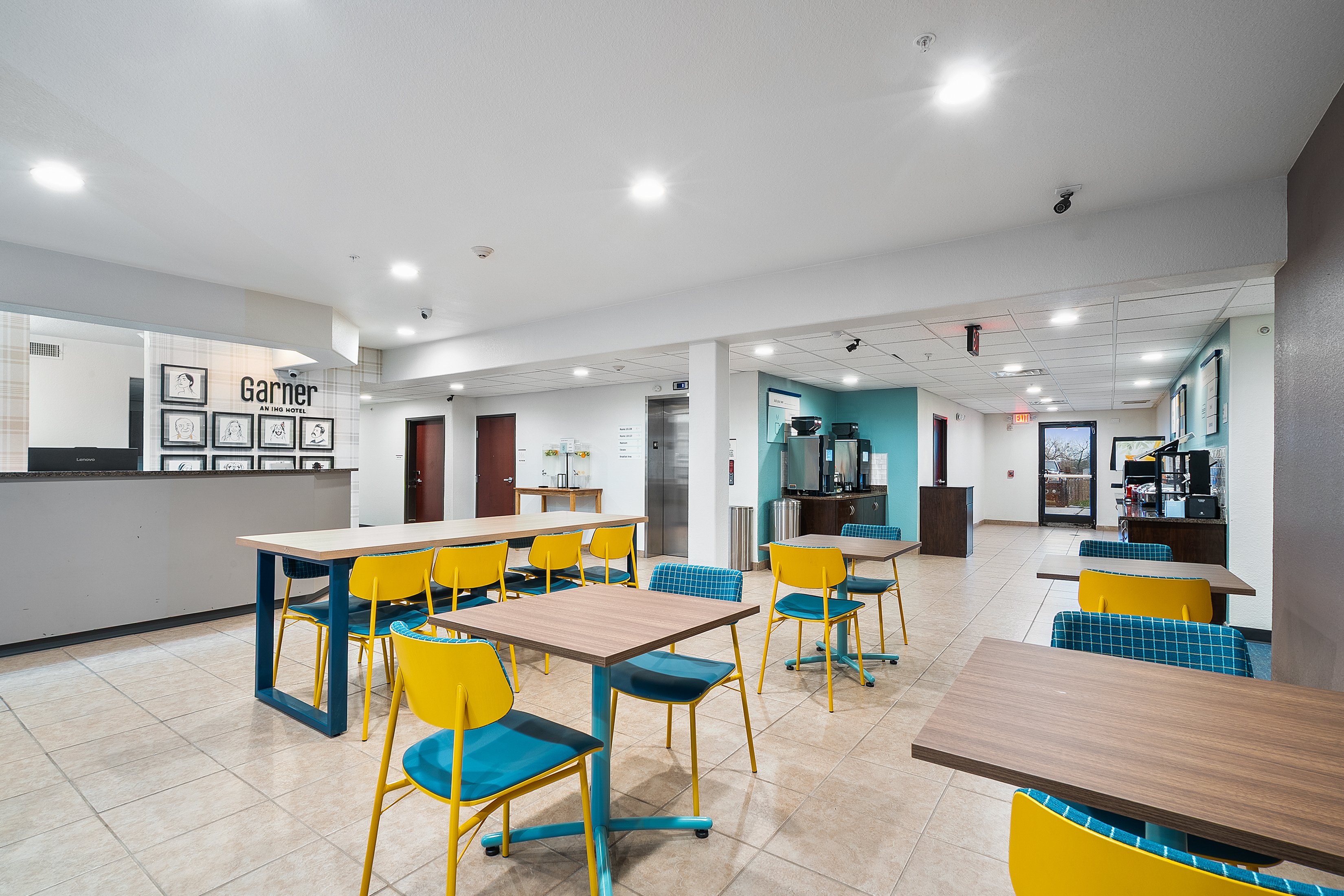 Microtel Inn Suites By Wyndham Gonzales 50/68
