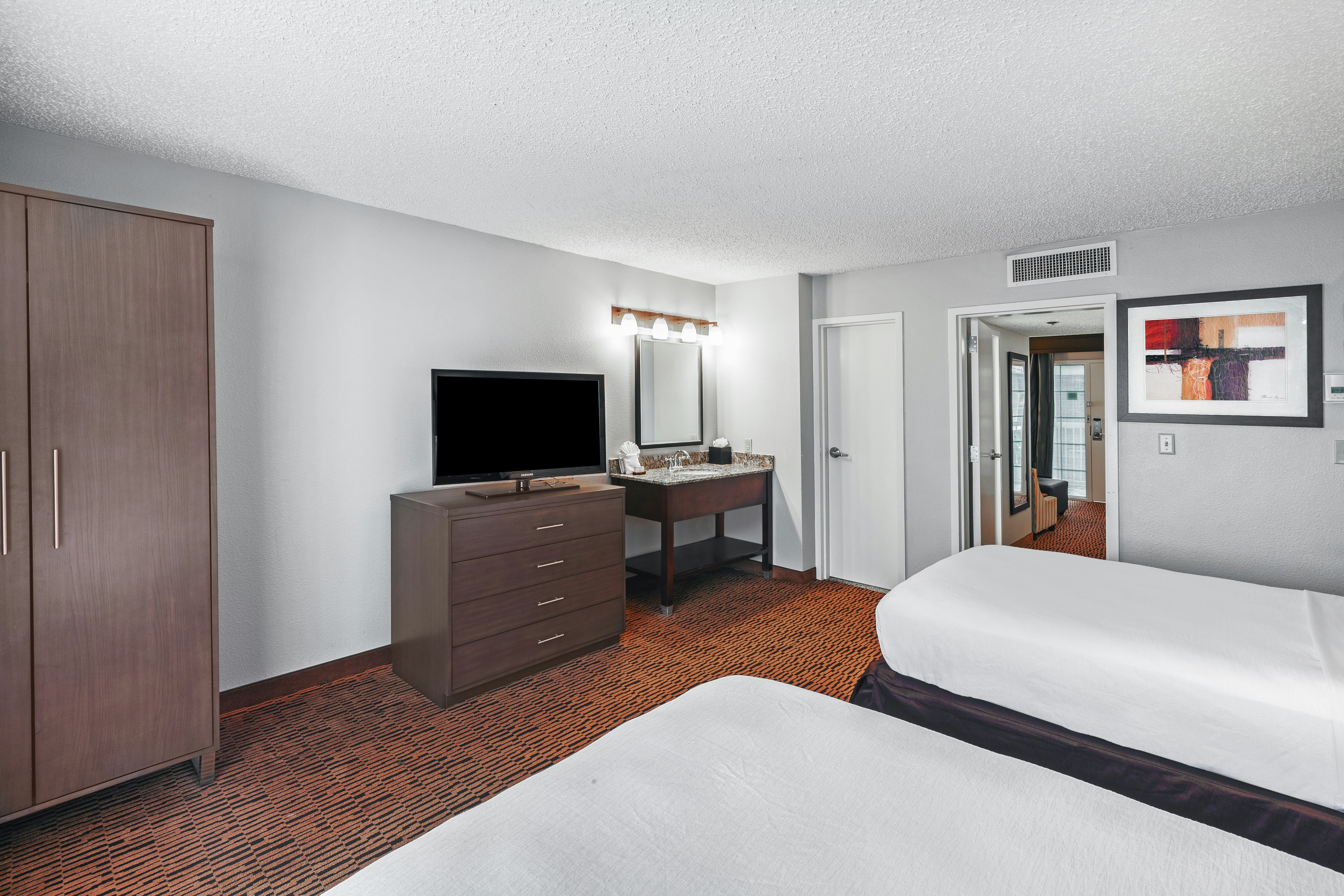 Basic, 2 Double Beds