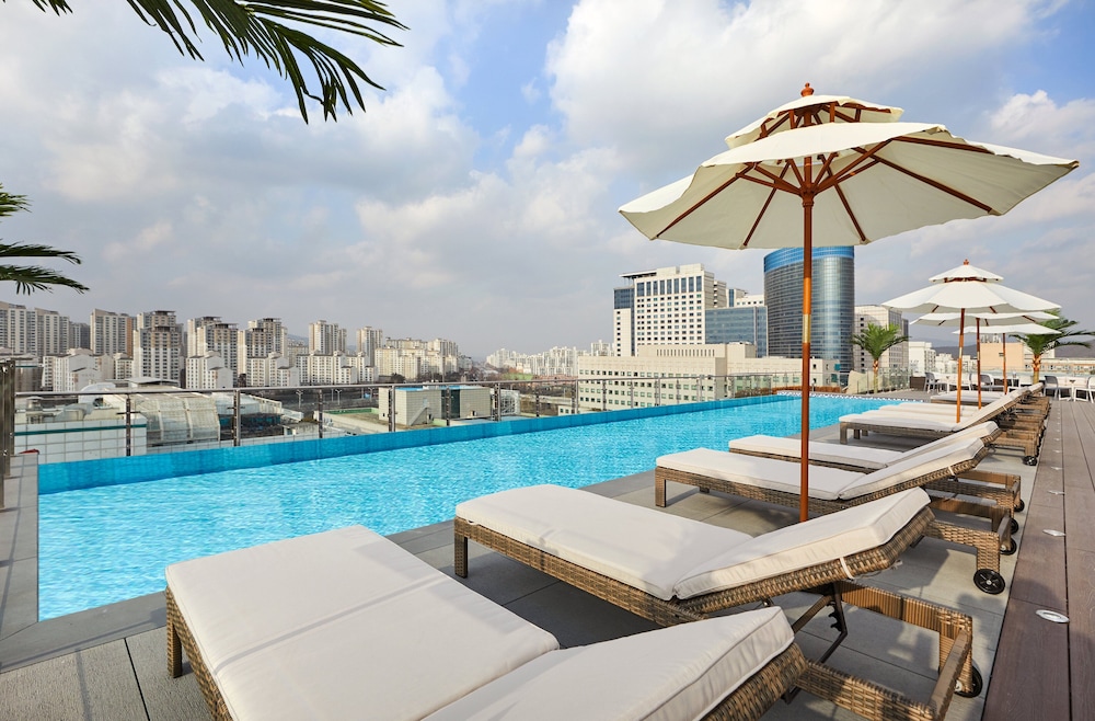 Hotel Skypark Central Seoul Pangyo 3/65