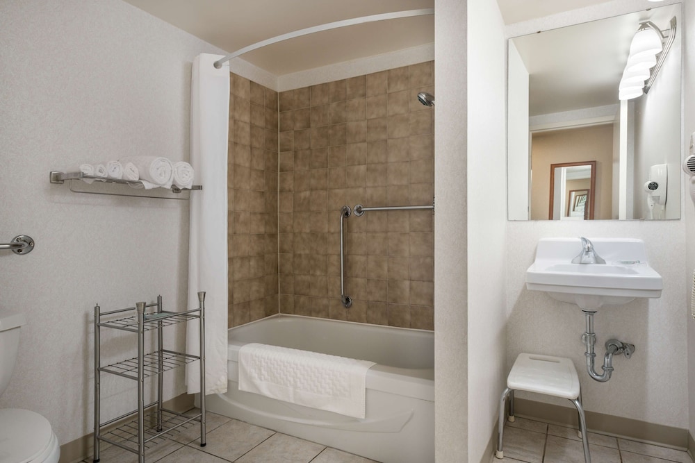 Best Western Glengarry Hotel 29/44