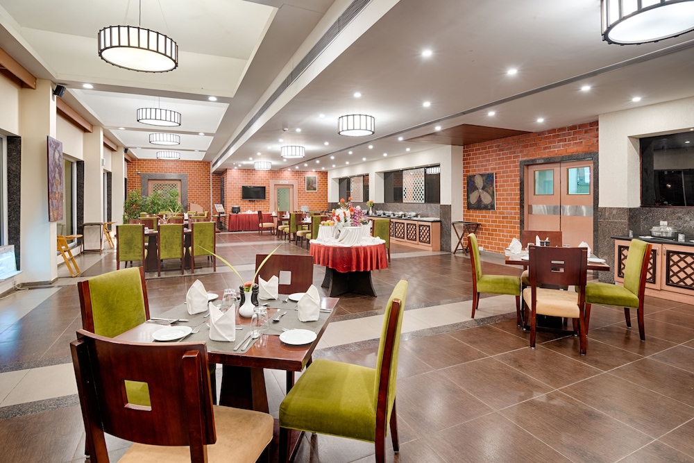 Grand Serenaa Hotel And Resorts 23/31
