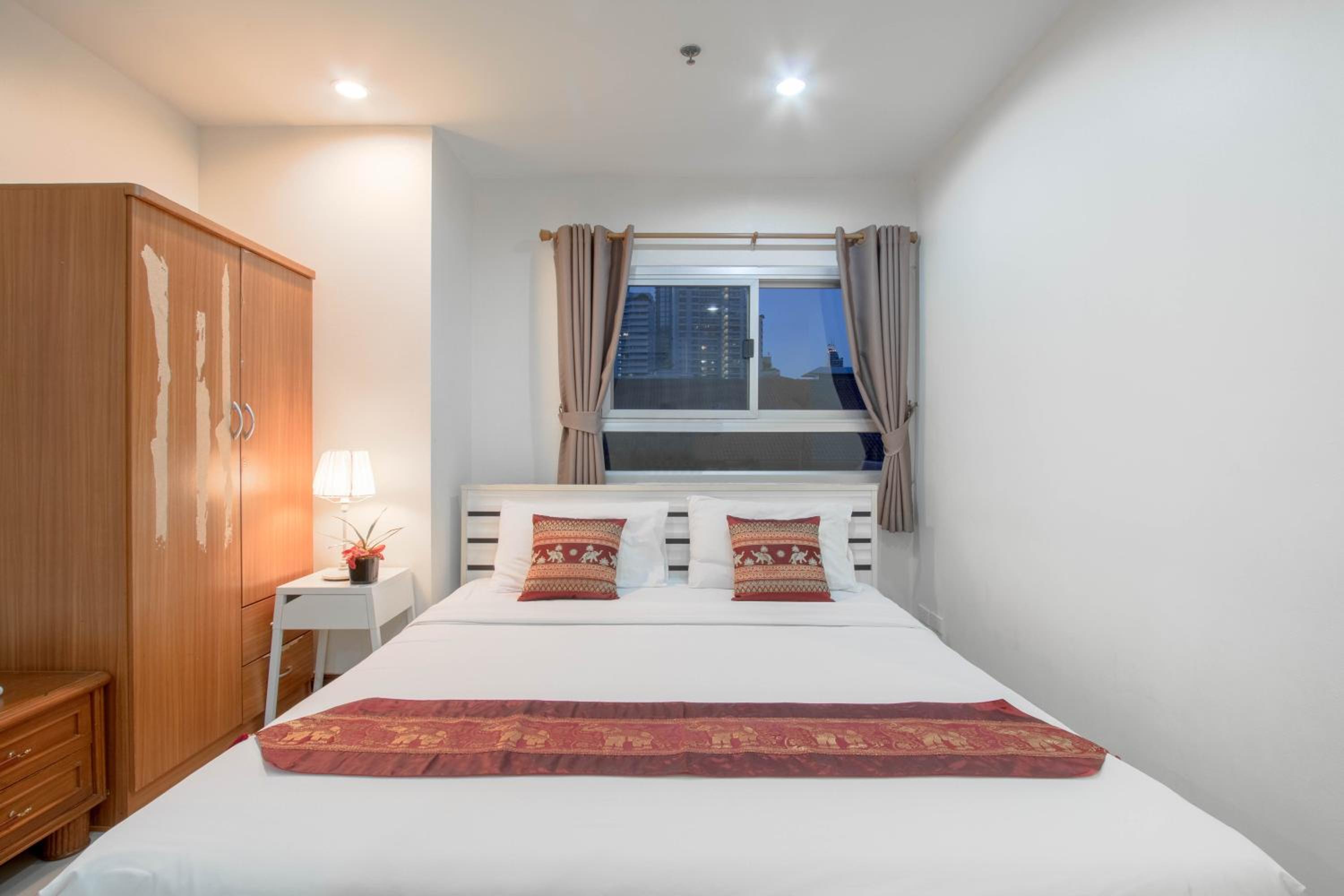 شقة بـ3 غرف نوم، Teja Hotel Bangkok at Nana 9/10
