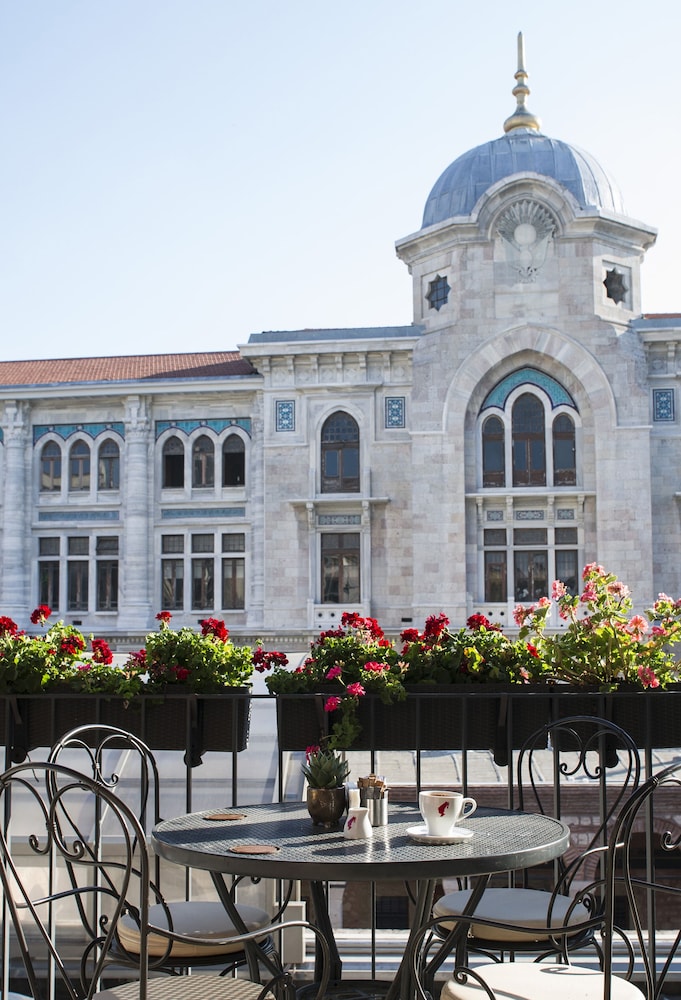Regie Ottoman Hotel 4/92