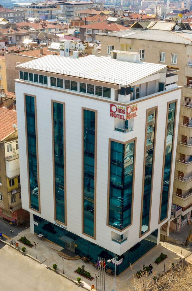 Dies Hotel 7/62