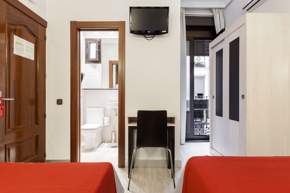 Hostal Castilla I. 30/43