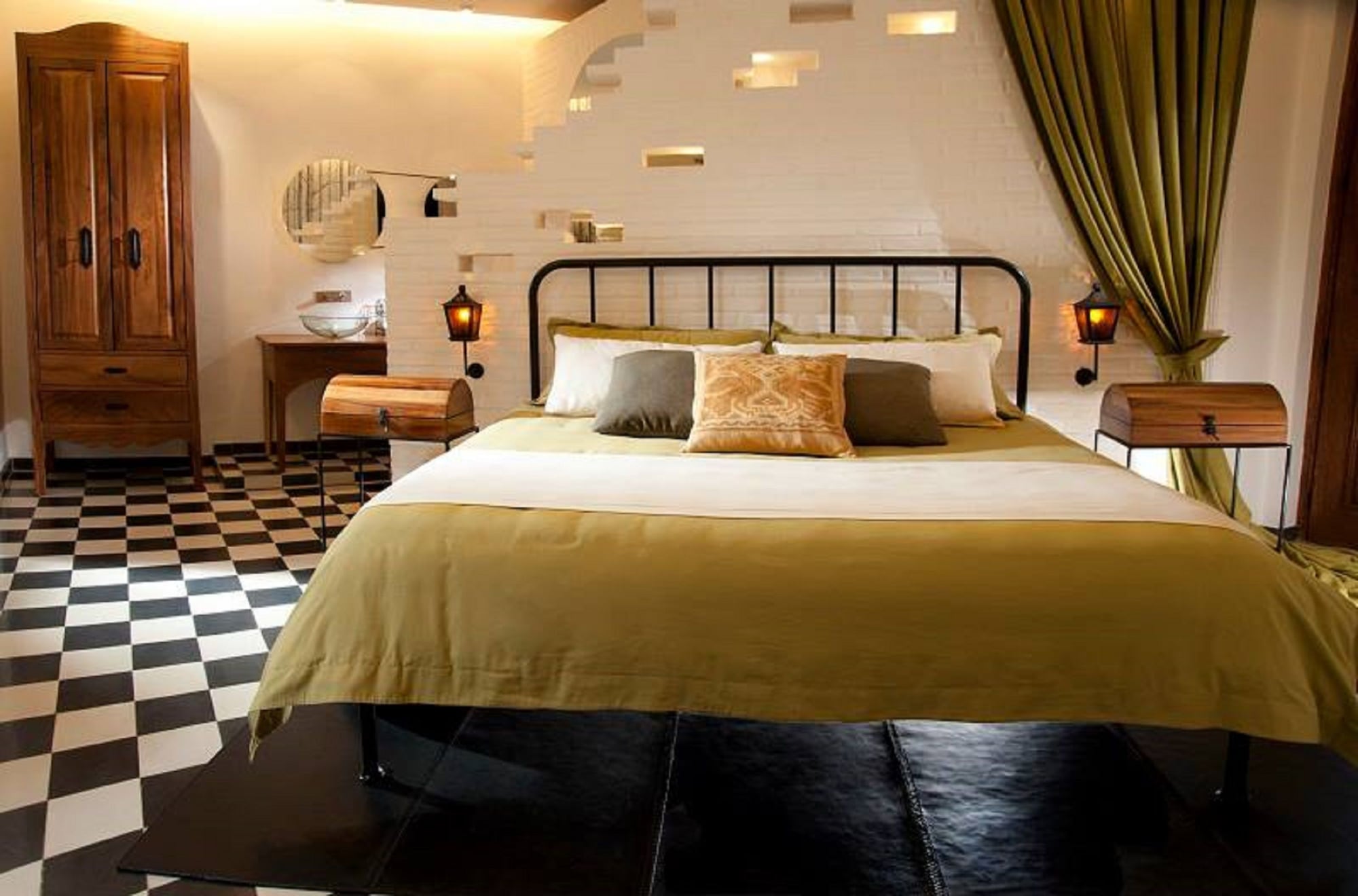 DESIGN, KING BED, PARK VIEW