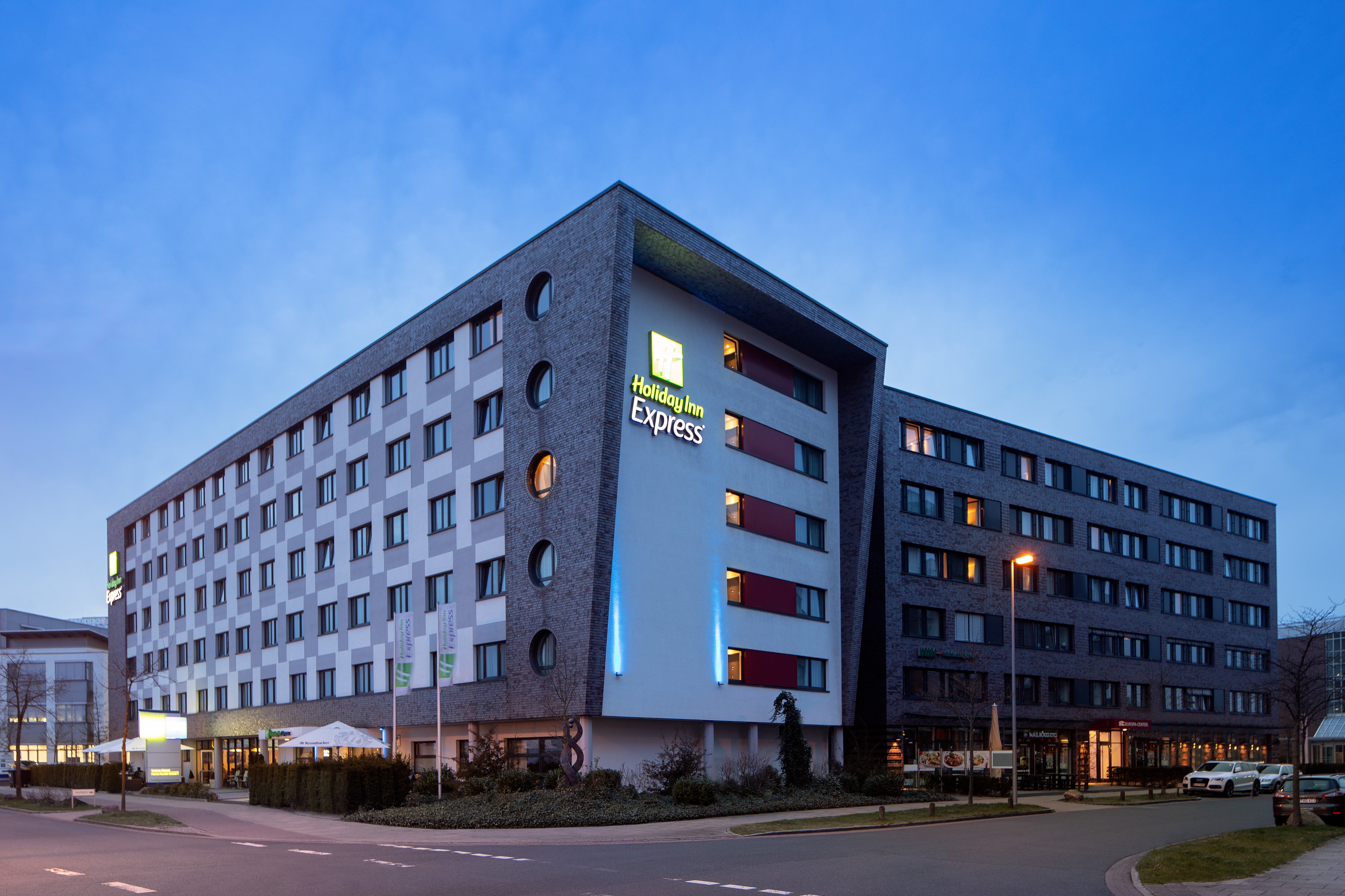 HOLIDAY INN EXPRESS BREMEN AIRPORT 3/47