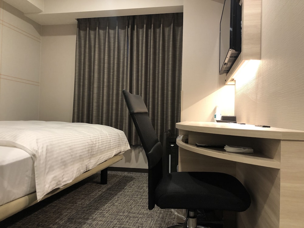 Smile Hotel Osaka Nakanoshima 9/34