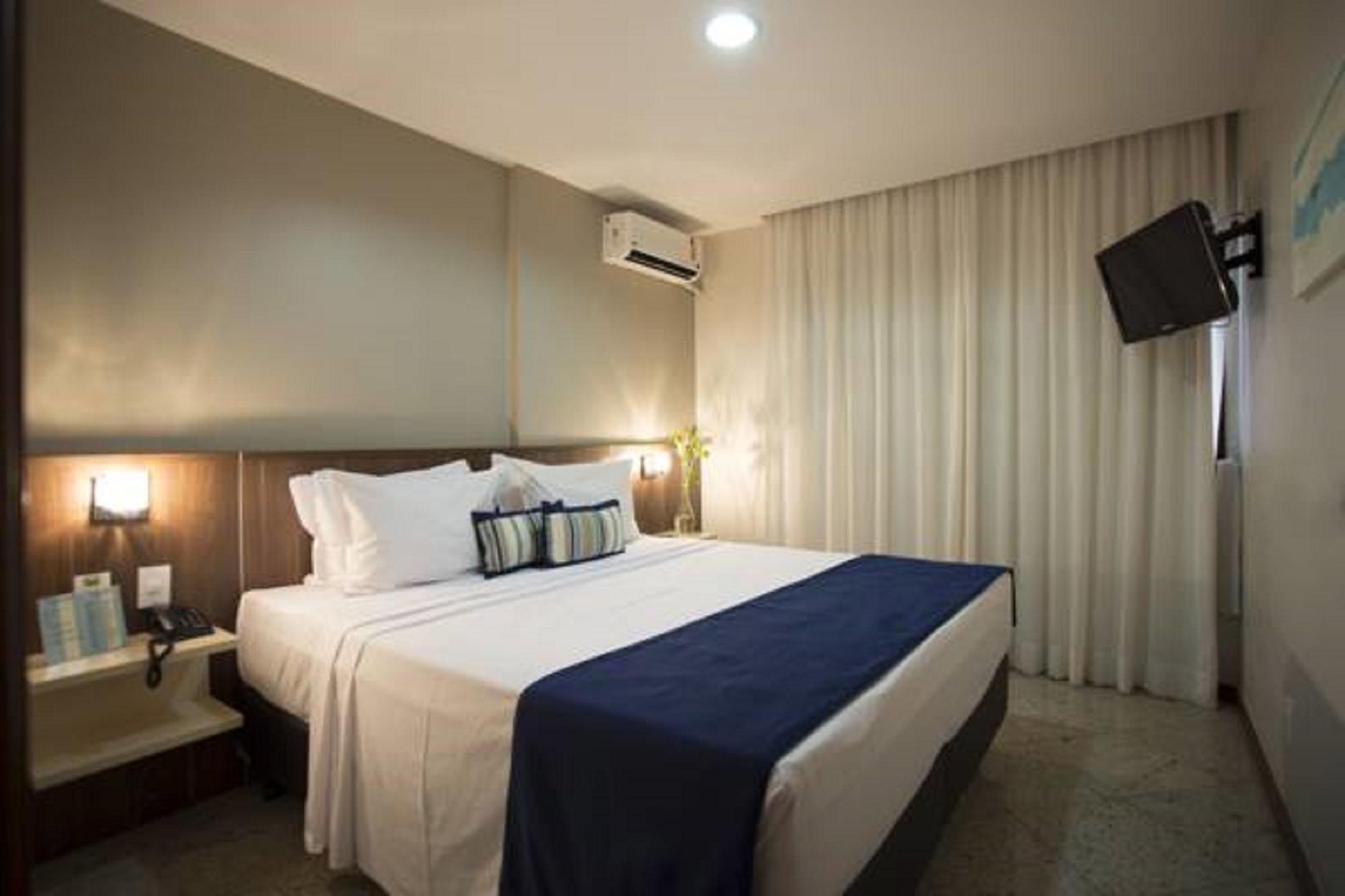 Superior, Suite, Double Bed, Lateral Side Sea View