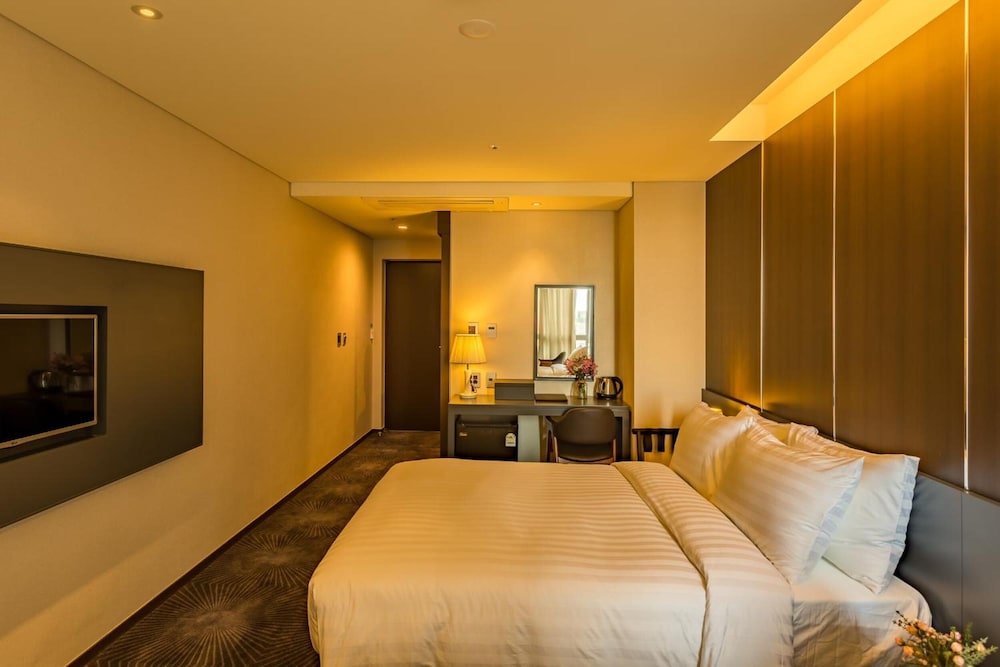 Hotel Goldendaisy Seogwipo Ocean 11/51