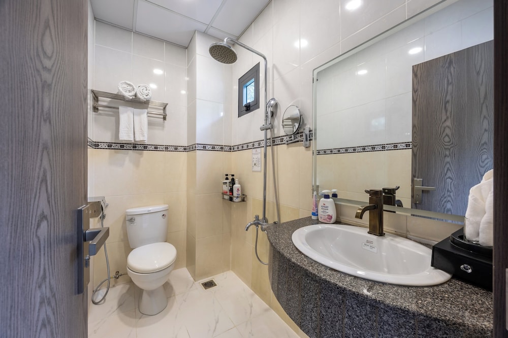 غرفة قياسية بسرير كوين، A25 Hotel - 65G Nguyen Thai Hoc 9/10