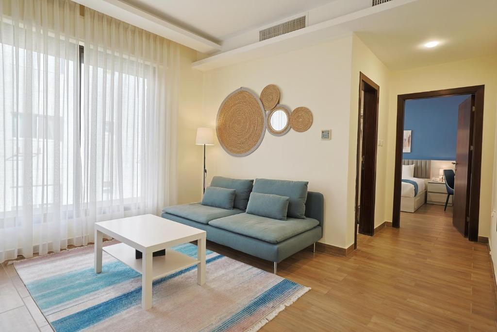 46 Serviced Apartments 17/25