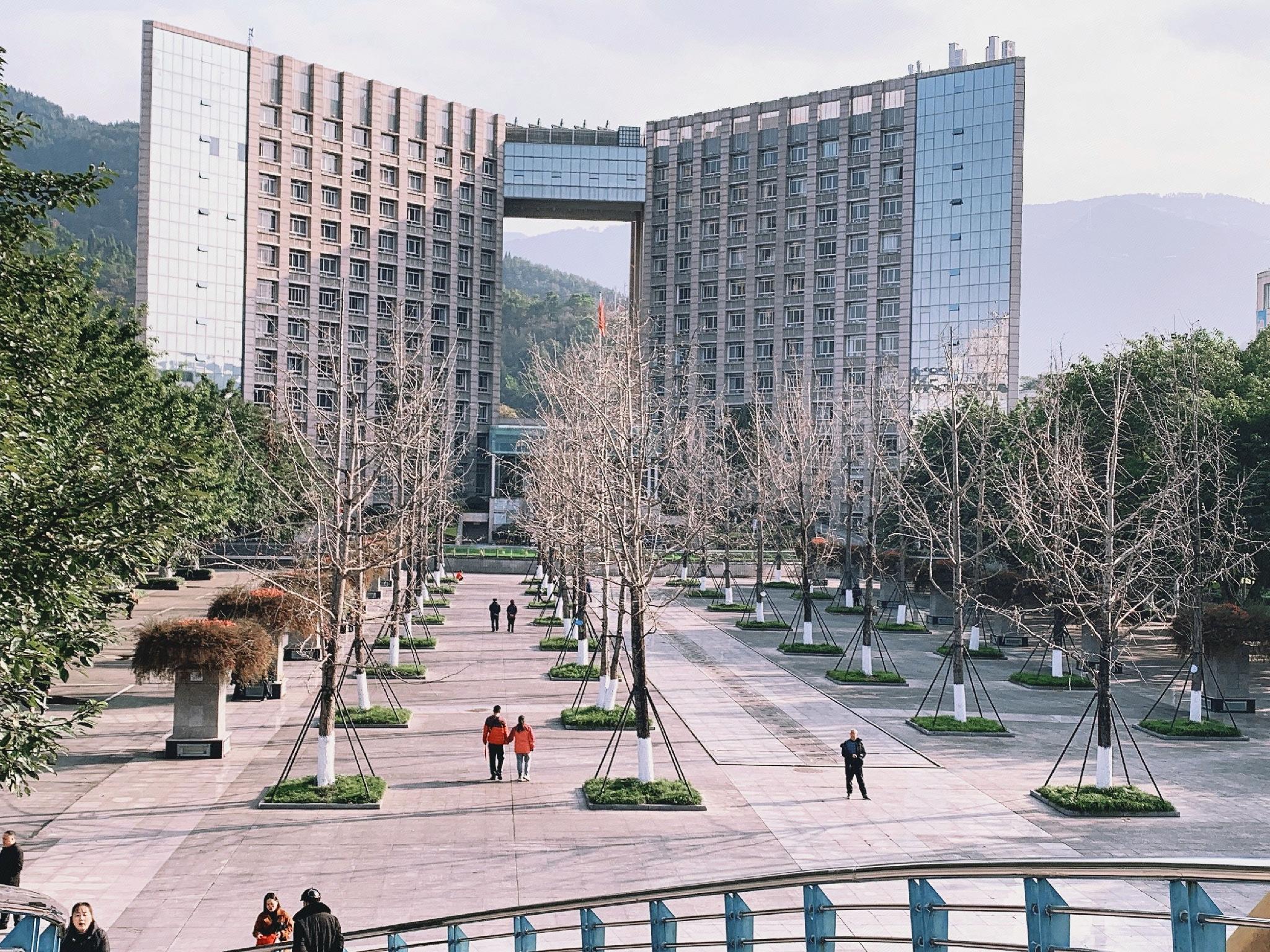 7 days premium hotel (Kaizhou District Government Plaza, Chongqing) 46/47
