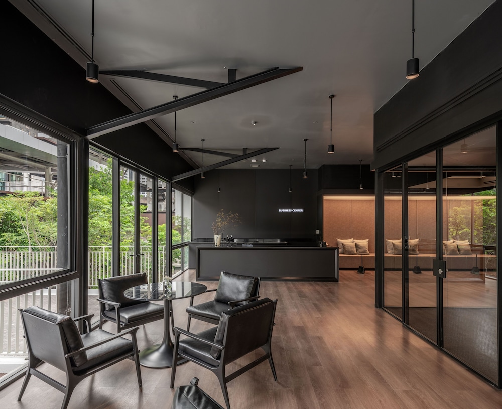 Maison Hotel Bangkok 55/71