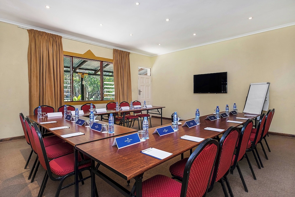 Protea Hotel by Marriott Lusaka Safari Lodge 33/50