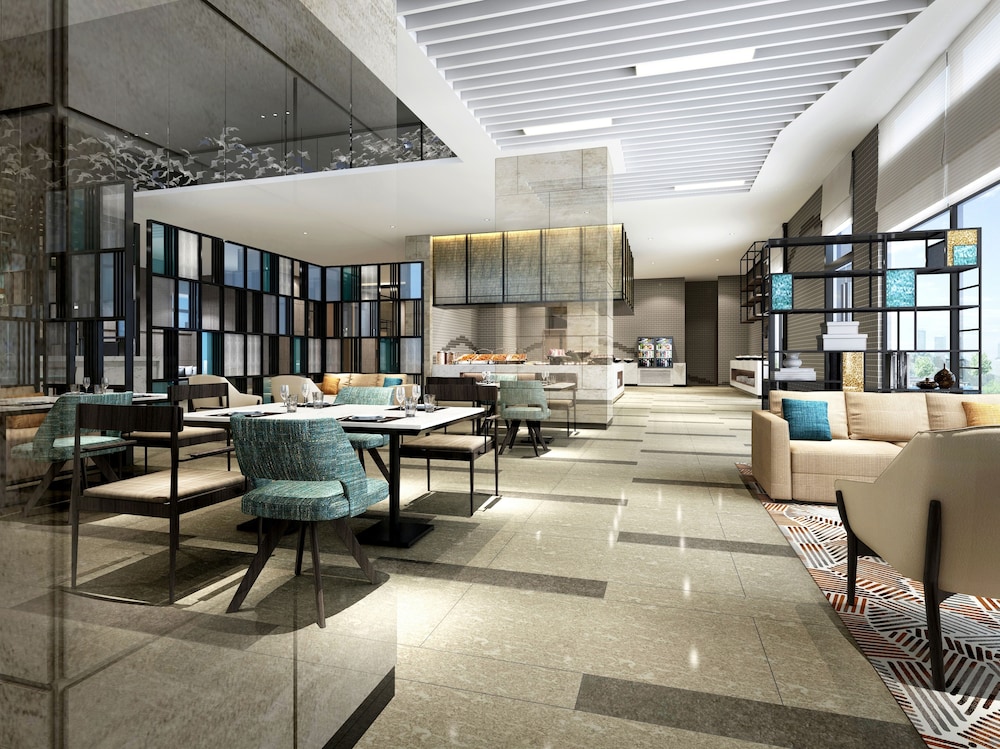 Hyatt Place Zhuhai Jinshi 31/43