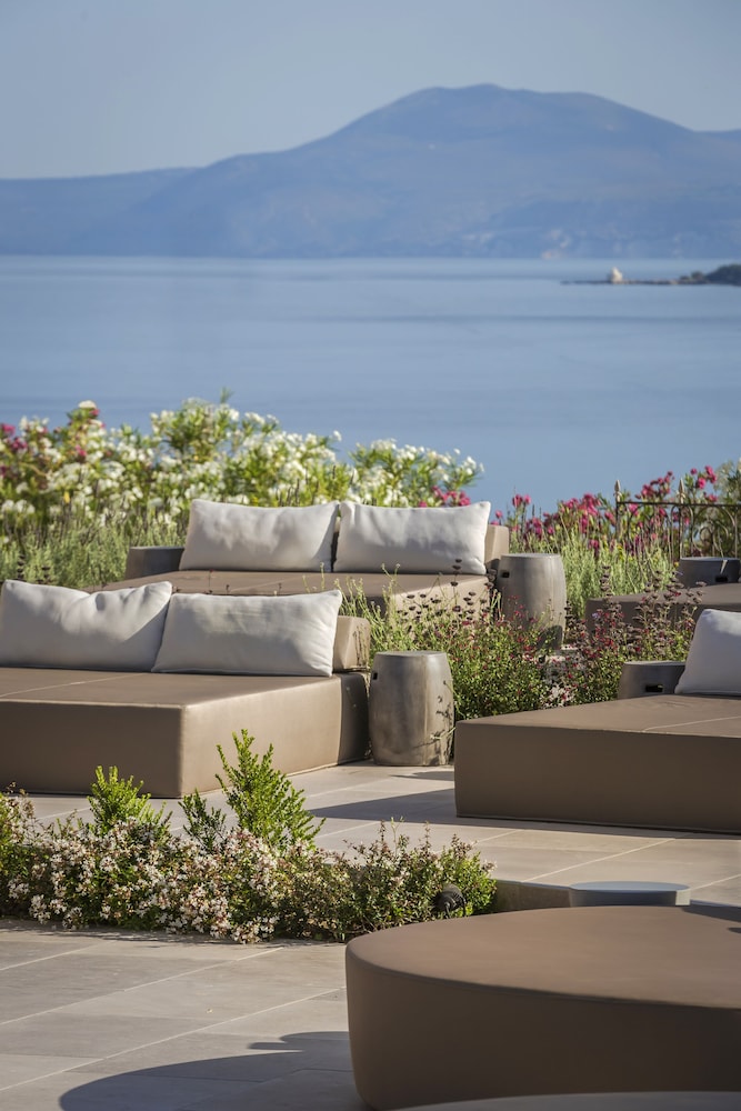 Thalassa Boutique Hotel 2/77